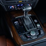 2012 Audi A7 centre console