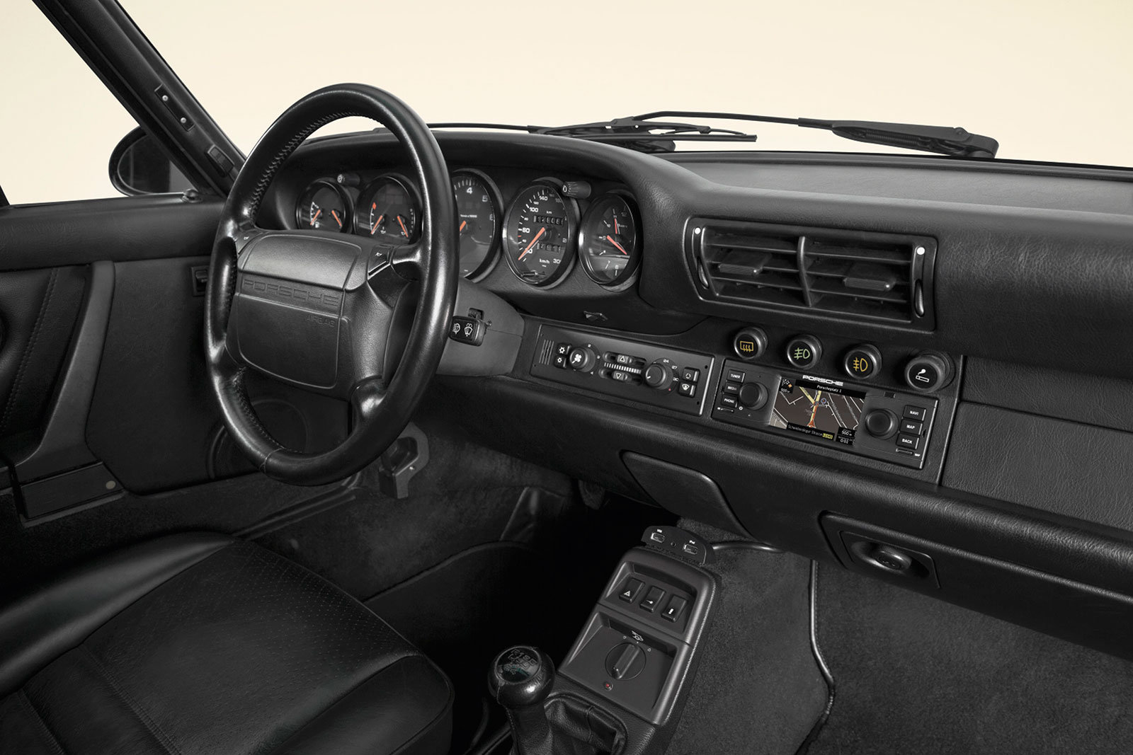 Porsche Classic navigation radio