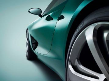Bentley EXP 10 Speed 6 Sleek Design With Performance DNA