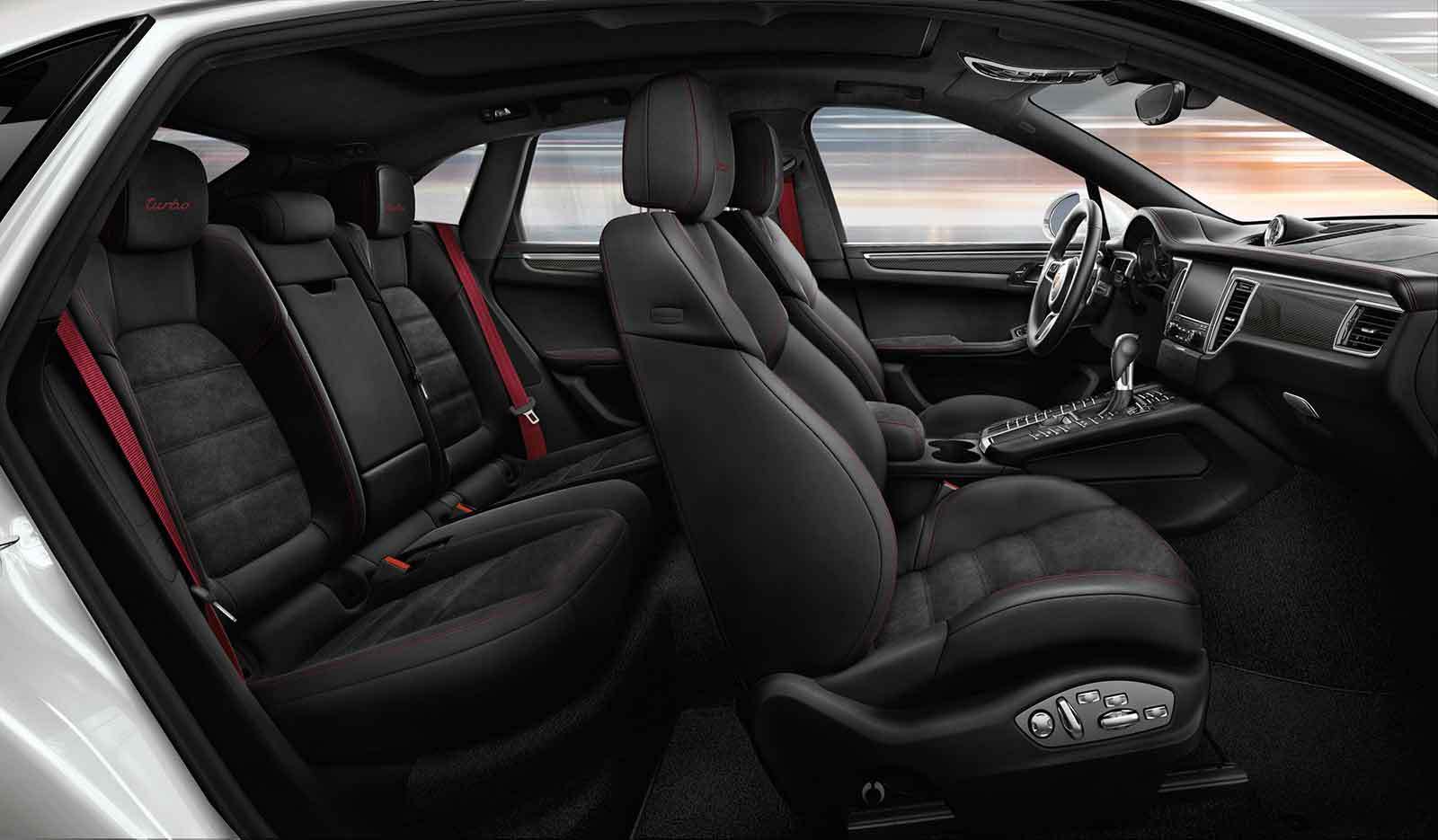 Porsche Macan Turbo interior