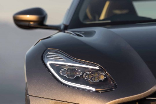 Aston Martin DB11 Headlamp